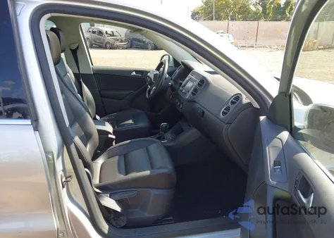 2011 Volkswagen Tiguan Se from USA, damaged, VIN WVGBV7AX0BW543858